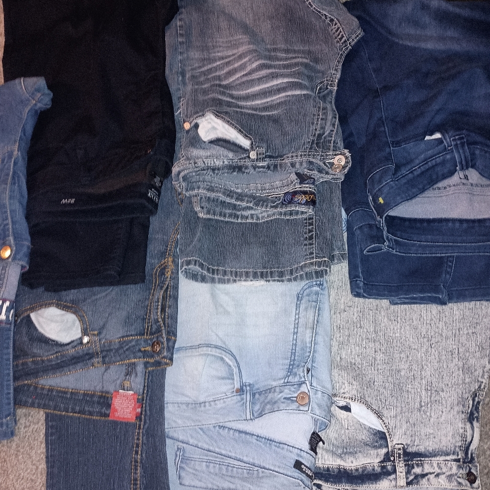 Stylish Denim Jeans Collection - Picture 2 of 4